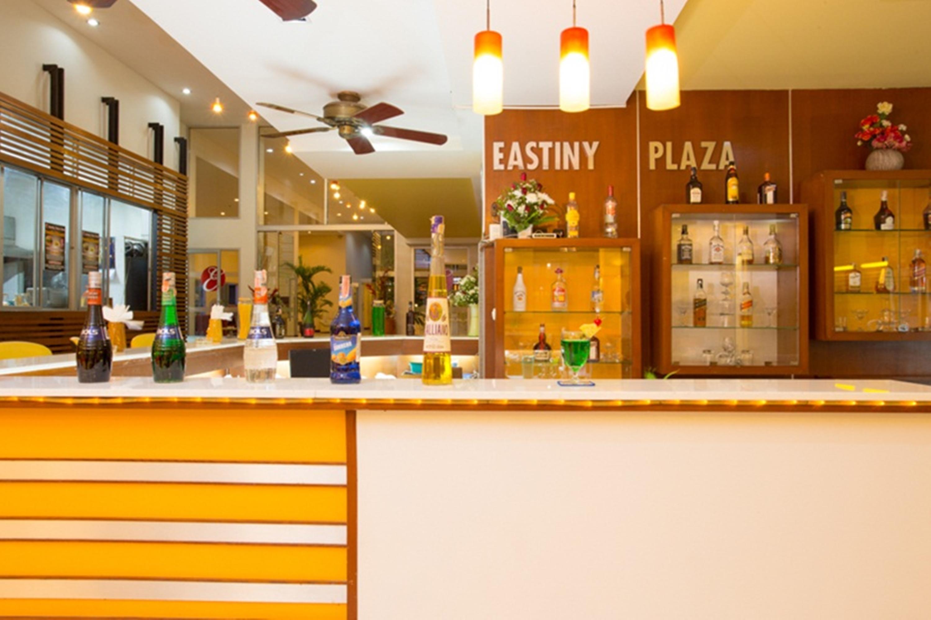 Eastiny Plaza Hotel Pattaya Buitenkant foto