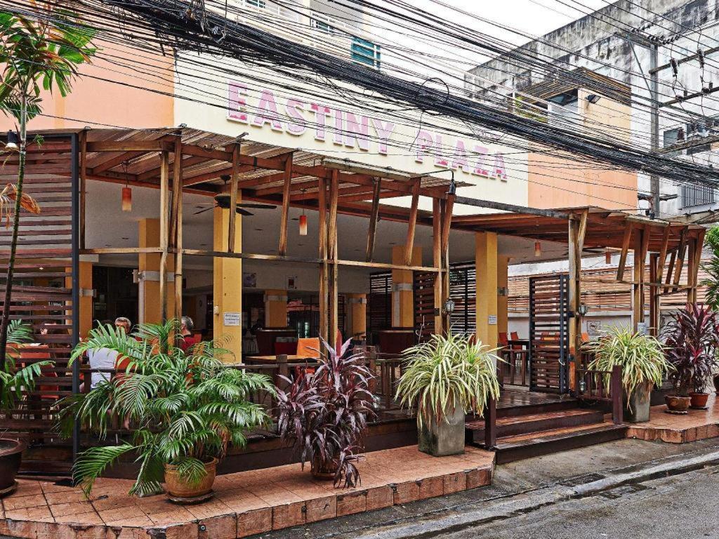 Eastiny Plaza Hotel Pattaya Buitenkant foto